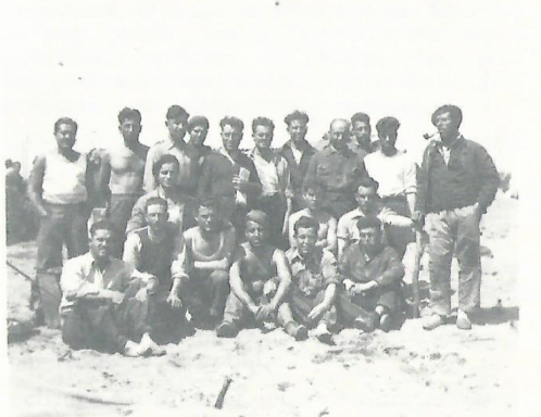 Le groupe d’Isidore Ribas au camp d’Argelès-sur-Mer, 1939.